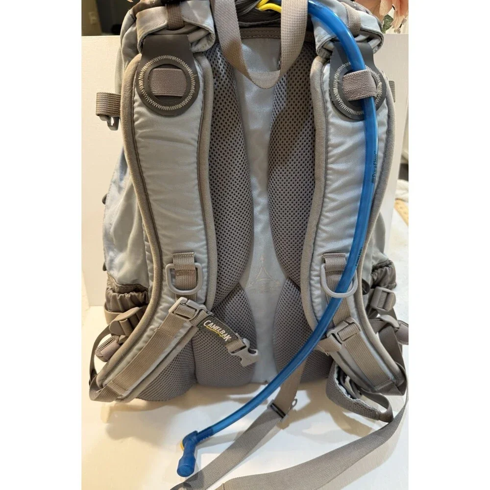 CAMELBAK Trail Blazer Blue Grey Hydration Backpack Hiking Day Pack Bladder